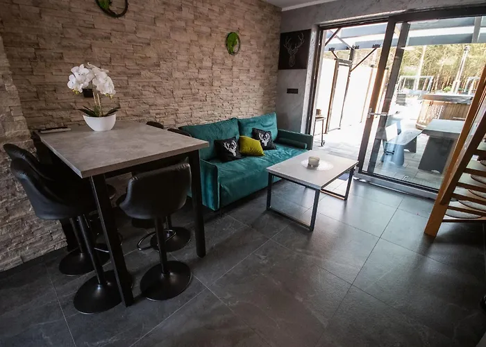 Caloroczne Koczalski Chillout Kaszuby ロッジ