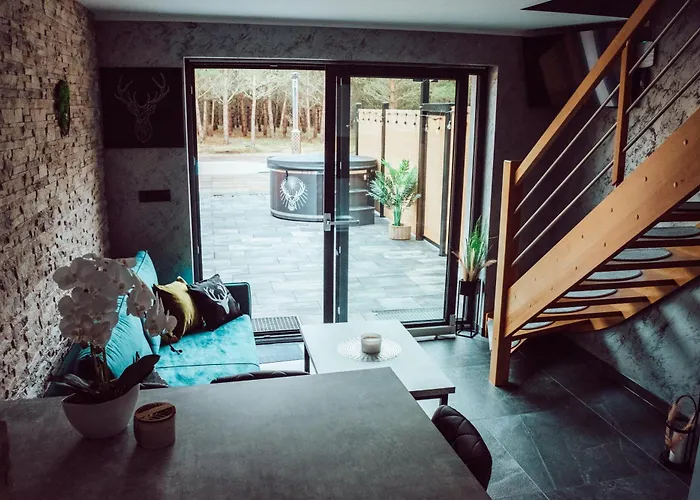 Caloroczne Koczalski Chillout Kaszuby ロッジ *